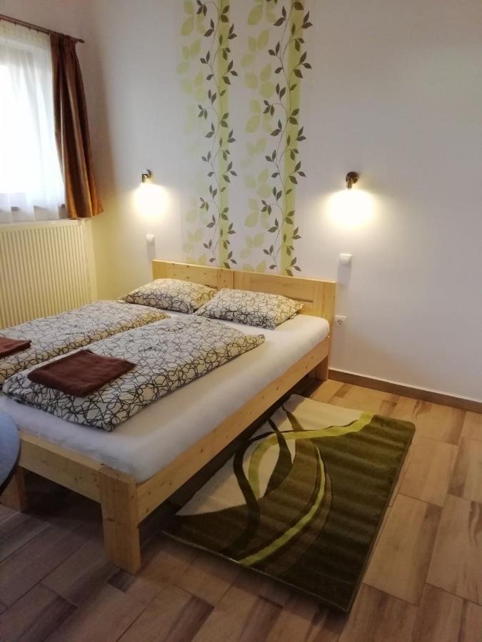 Égrelátó Vendégház Balatonakali Exterior foto